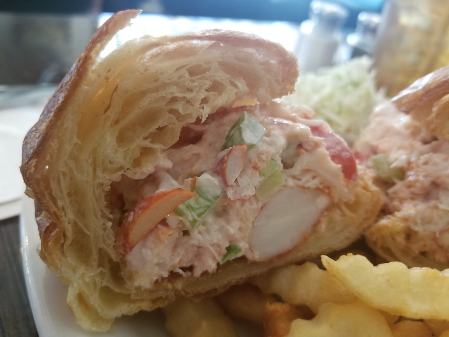 REVIEW The quest for the best lobster roll The Long Island Advance